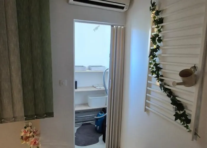 アパート Galaxy リエカ